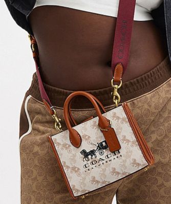 ＜COACH＞エース　トート　バッグ　１７・ホース　アンド　キャリッジ　プリント